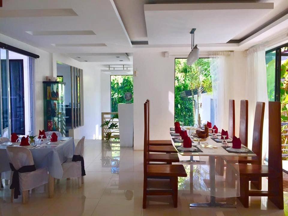 Date & Dine Resort Antipolo Exterior foto